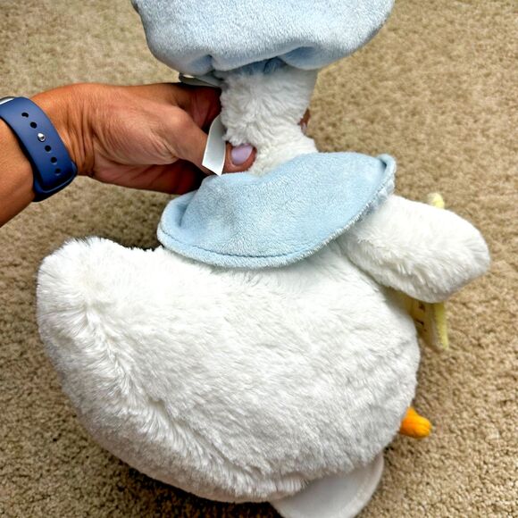 Cuddle Barn Blue Bonnet Mother Goose Nursery Rhymes Animated 14" Plush Toy - Picture 5 of 6